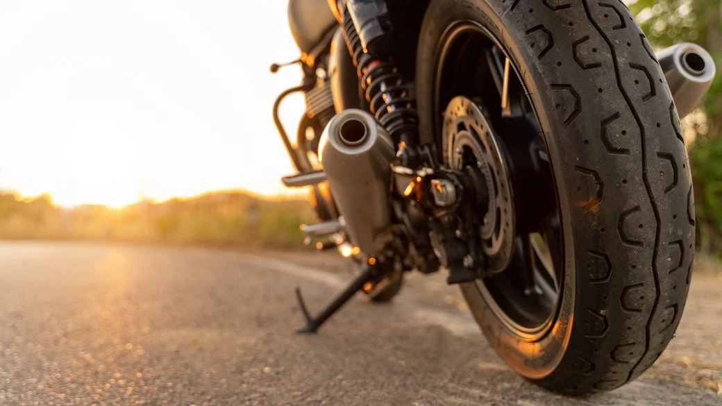 motorcycle-01.jpg